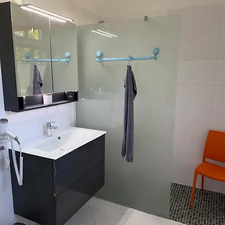 Elbglueck Stadtwohnung - Appartement Mit Parkplatz *