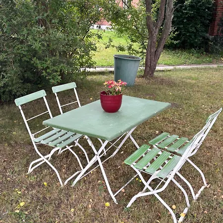 Elbglueck Stadtwohnung - Appartement Mit Parkplatz アパート *